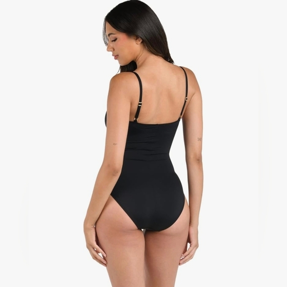 La Blanca Island Goddess Shirred Side Women's Bathing Suit #676 - Picture 7 of 9